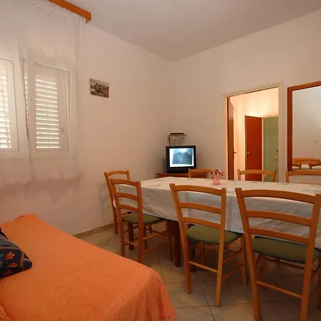 14083d Apartmán *